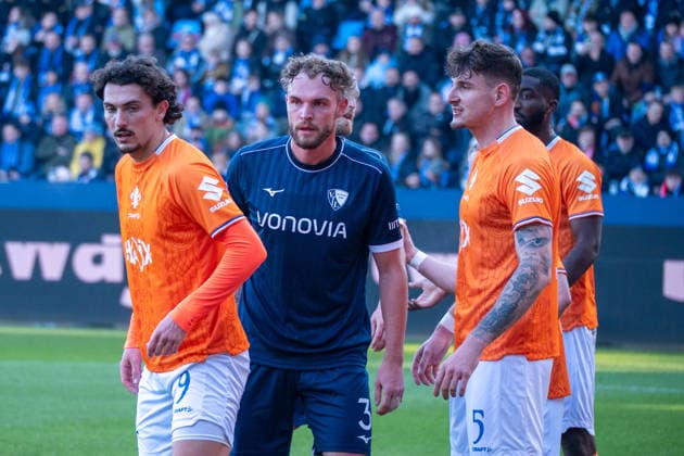 Germany 2 Bundesliga 2025 26 Vfl Bochum vs SV Darmstadt 98,18 Matchday 18 01 2026 Vonovia Ruhstadion Bochum Philipp Strompf Vfl Bochum,3 Fraser Hornby SV Darmstadt 98,9 Matej Majlica SV Darmstadt 98,5 Copyright: xOrhanxHabashx