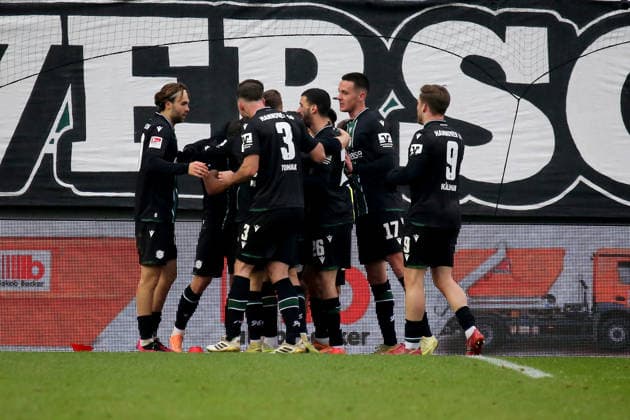 2 Bundesliga 1 FC Kaiserslautern Hannover 96 on 18 01 2026 at Fritz Walter Stadion in Kaiserslautern Goal celebration after the goal celebrating the goal celebrate 0 1 by Enzo Leopold Hannover 96 SM
