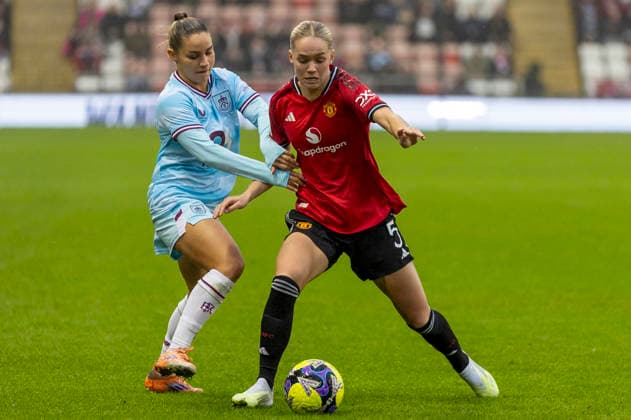 18th January 2026; Leigh Sports Village, Manchester, England; Womens FA Cup Football, Manchester United, ManU versus Burnley; Hanna Lundkvist of Manchester United Women under pressure from Alethea Paul of Burnley Women  TimxWilliams Content restricted for UK based newspaper