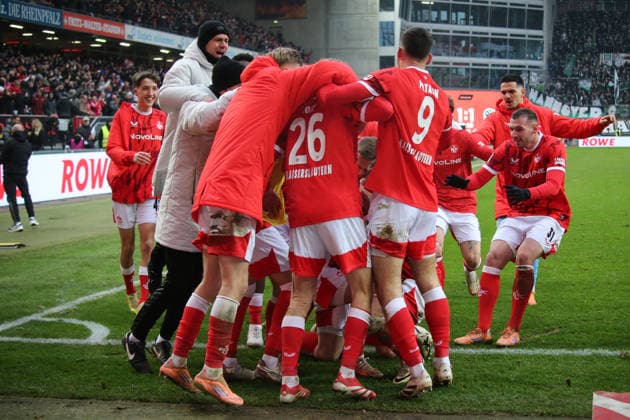 2 Bundesliga 1 FC Kaiserslautern Hannover 96 on 18 01 2026 at Fritz Walter Stadion in Kaiserslautern Goal celebration after the goal for celebrating the goal celebrate 2 1 by Semih Sahin 1 FC Kaiserslautern SM
