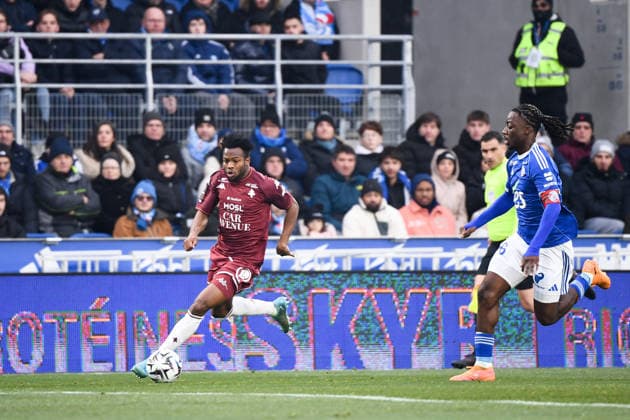 RC Strasbourg Alsace v FC Metz - Ligue 1 McDonald s 2025 2026 06 Ismael DOUKOURE (rcsa) - 11 Malick MBAYE (fcm) during the Ligue 1 McDonald s match between Strasbourg and Metz at Stade de la Meinau on January 18, 2026 in Strasbourg, France. Strasbourg France  Copyright: xFEPx 776348252
