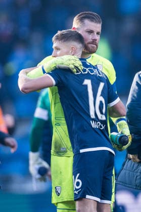 2 Soccer Bundesliga, VfL Bochum SV Darmstadt 98 18 01 2026 Callum Marshall VfL Bochum, 16 and Timo Horn VfL Bochum, 1 embrace after the final whistle 2 Soccer Bundesliga, VfL Bochum SV Darmstadt 98, VONONVIA Ruhrstadion on 18 01 2026 DFL REGULATES PROHIBIT ANY USE OF PHOTOGRAPHS AS IMAGE SEQUENCES AND OR QUASI VIDEO Copyright: xBEAUTIFULxSPORTS Wunderlx