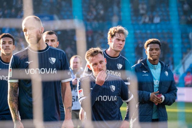 Germany 2 Bundesliga 2025 26 Vfl Bochum vs SV Darmstadt 98,18 Matchday 18 01 2026 Vonovia Ruhstadion Bochum Maximilian Wittek Vfl Bochum,32 Philipp Hofmann Vfl Bochum,33 Copyright: xOrhanxHabashx
