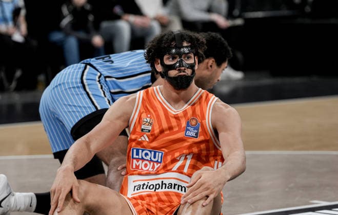 Germany easyCredit BBL, Main Round 2025 26, 16 Matchday Veolia Towers Hamburg vs ratiopharm ulm Inselpark Arena Hamburg Alec Anigbata ratiopharm ulm, 21 Copyright: xStefanxTrochax