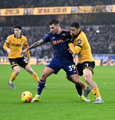 Bruno Guimaraes of Newcastle United and Andrà of Wolverhampton Wanderers Wolverhampton Wanderers v Newcastle United, Premier League, Football, Molineux, Wolverhampton, UK - 18 Jan 2026Wolverhampton Molineux United Kingdom EDITORIAL USE ONLY No use with unauthorised audio, video, data, fixture lists, club league logos or live services. Online in-match use limited to 120 images, no video emulation. No use in betting, games or single club league player publications. Copyright: xAnnaxGowthorpe Shutterstockx 16348228aa