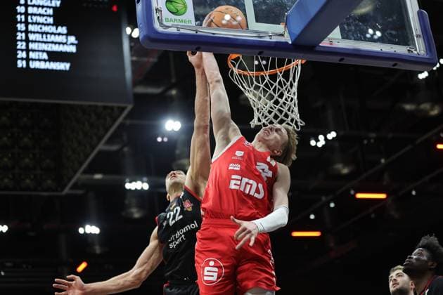 18 01 2026 Basketball Season 2025 2026 2 Bundesliga Pro A 18 Matchday Nuremberg Falcons Basketball Club NBC Bayer Giants Leverkusen Sportfoto Zink DaMa xdaxmax Dennis Heinzmann 22, Bayer Giants Leverkusen Trevor James Baskin 22, Nuremberg Falcons BC NBC