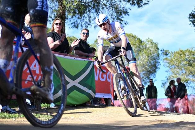 UCI Cyclocross World Cup 2025-2026 Benidorm BENIDORM, SPAIN - JANUARY 18 : Aerts Toon (BEL) of Deschacht - Hens - Maes during the 10th leg of the Benidorm UCI Cyclocross World Cup 2025-2026 a cyclocross race for Men Elite on January 18, 2026 in Benidorm, Spain, 18 01 2026 ( Benidorm Spain  Copyright: xBcex