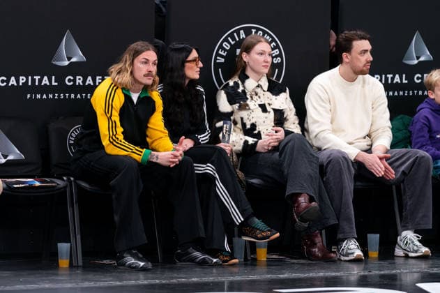 Jackson Irvine FC St Pauli, 07 at the Towers game, GER, Veolia Towers Hamburg vs Ratiopharm Ulm, Basketball, Bundesliga, Matchday 16, Season 2025 2026, 18 01 2026 GER, Veolia Towers Hamburg vs Ratiopharm Ulm, Basketball, Bundesliga, Matchday 16, Season 2025 2026, 18 01 2026 Hamburg Copyright: xEibner-Pressefoto MaxxVincenx EP_MVN