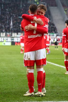 2 Bundesliga 1 FC Kaiserslautern Hannover 96 on 18 01 2026 at Fritz Walter Stadion in Kaiserslautern Goal celebration after the goal for celebrating the goal celebrate 3 1 by Naatan Mikael Skyttä 1 FC Kaiserslautern SM