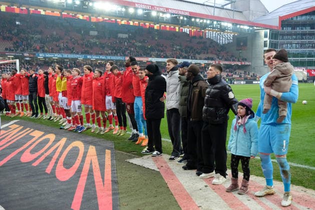 Football 2 Bundesliga Season 2025 26 1 FC Kaiserslautern 18 02 2026 Fritz Walter Stadion 1 FC Kaiserslautern fck Hannover 96 h 3 1 After the victory in front of the Westkurve 1 FC Kaiserslautern