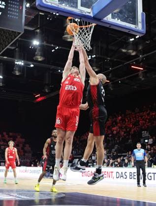 18 01 2026 Basketball Season 2025 2026 2 Bundesliga Pro A 18 Matchday Nuremberg Falcons Basketball Club NBC Bayer Giants Leverkusen Sportfoto Zink DaMa xdaxmax Tom Stoiber 28, Nuremberg Falcons BC NBC Dennis Heinzmann 22, Bayer Giants Leverkusen