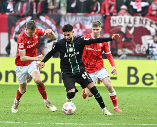 Football 2 Bundesliga Season 2025 26 1 FC Kaiserslautern 18 02 2026 Fritz Walter Stadion 1 FC Kaiserslautern fck Hannover 96 h 3 1 V li Fabian KUNZE 1 FC Kaiserslautern , Antonio FOTI Hannover 96 , Paul JOLY 1 FC Kaiserslautern 1 FC Kaiserslautern
