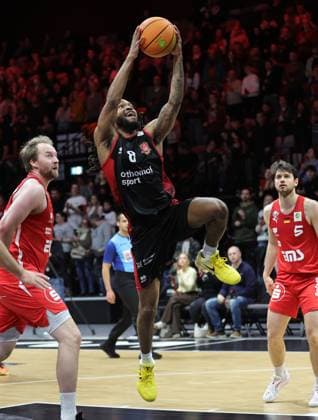 18 01 2026 Basketball Season 2025 2026 2 Bundesliga Pro A 18 Matchday Nuremberg Falcons Basketball Club NBC Bayer Giants Leverkusen Sportfoto Zink DaMa xdaxmax Kobe Langley 8, Bayer Giants Leverkusen