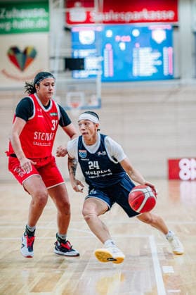 BB 1BL Women Syntainics MBC Lions Herner TC Liz Smith GISA Lions MBC , Olivia Irene Olsen Herner TC during the 2025 2026 season in the DBBL Toyota Bundesliga Syntainics MBC Lions and Herner TC at the SWH Arena on January 18, 2026 in Halle Saale, Sachsen Anhalt, Germany
