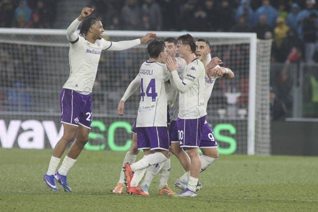 Roberto Piccoli of ACF Fiorentina celebrates with team goal during Bologna BFC vs ACF Fiorentina, 21Â° Serie A Enilive 2025-26 game at Renato Dall Ara stadium in Bologna (BO), Italy, on January 18, 2026.  Copyright: xDavidexCasentini IPAxSportx xipa-agency.netx xx IPA_70254092 IPA_Agency_IPA70254092