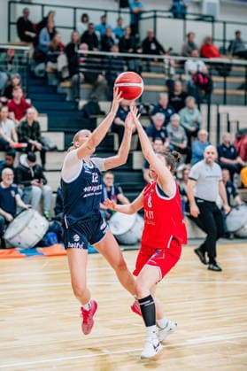 BB 1BL Women Syntainics MBC Lions Herner TC Anna Alborova GISA Lions MBC , Kim Luisa Franze Herner TC during the 2025 2026 season in the DBBL Toyota Bundesliga Syntainics MBC Lions and Herner TC at the SWH Arena on January 18, 2026 in Halle Saale, Sachsen Anhalt, Germany