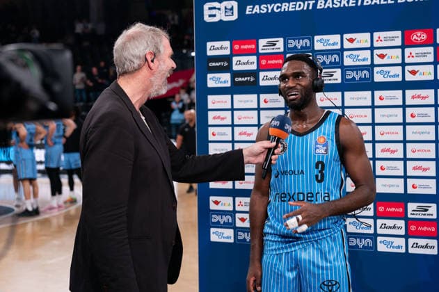Osaro Rich Veolia Towers Hamburg, 03 in an interview at DYN, GER, Veolia Towers Hamburg vs Ratiopharm Ulm, Basketball, Bundesliga, Matchday 16, Season 2025 2026, 18 01 2026 GER, Veolia Towers Hamburg vs Ratiopharm Ulm, Basketball, Bundesliga, Matchday 16, Season 2025 2026, 18 01 2026 Hamburg Copyright: xEibner-Pressefoto MaxxVincenx EP_MVN