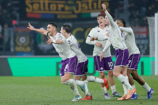 18th January 2026; Stadio Renato Dall Ara, Bologna, Italy, Serie A Football, Bologna versus Fiorentina; Roberto Piccoli of ACF Fiorentina celebrates after scoring goal in the 48th minute for 0-2  EmanuelexPennacchio Content restricted for UK based newspaper