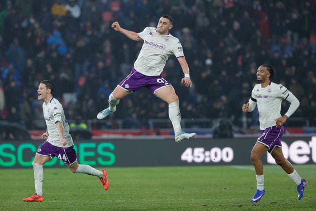 18th January 2026; Stadio Renato Dall Ara, Bologna, Italy, Serie A Football, Bologna versus Fiorentina; Roberto Piccoli of ACF Fiorentina celebrates after scoring goal in the 48th minute for 0-2  EmanuelexPennacchio Content restricted for UK based newspaper
