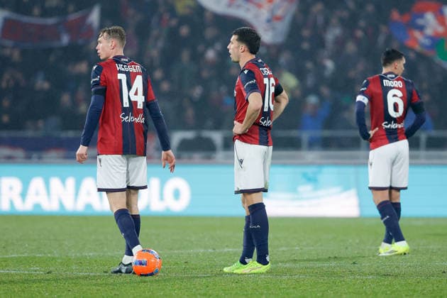 Torbjorn Heggem of Bologna FC, Nicolo Casale of Bologna FC during the match of 21th day of the Serie A Championship between Bologna FC vs ACF Fiorentina at the Renato dall Ara Stadium on 15 January 2026 in Bologna, BO.  Copyright: xEmanuelexPennacchio IPAxSportx xipa-agency.netx xx IPA_70257313 IPA_Agency_IPA70257313
