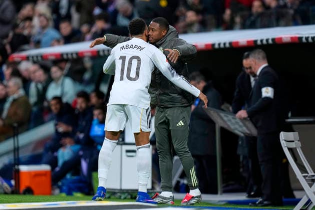 ESP: Real Madrid CF - Levante UD. La Liga EA Sports. Date 20 Kylian Mbappe and David Alaba of Real Madrid CF during the La Liga EA Sports match between Real Madrid CF and Levante UD played at Santiago Bernabeu Stadium on January 17, 2026 in Madrid. kpng Copyright: xCesarxCebollax xPRESSINx PS_260117_RMA_LEV_144