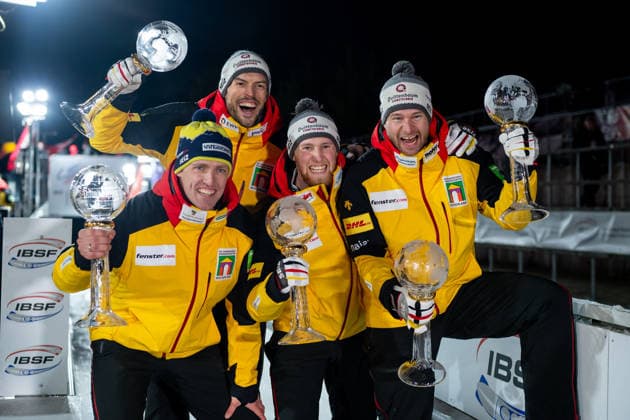 LOCHNER Johannes, MARGIS Thorsten, WENZEL Joern, FLEISCHHAUER Georg (Deutschland) jubeln mit Pokal Kristallkugel ueber den Sieg im Gesamtweltcup, GER, IBSF Bob Weltcup Altenberg, Viererbob Herren, Saison 2025 2026, 18.01.2026 GER, IBSF Bob Weltcup Altenberg, Viererbob Herren, Saison 2025 2026, 18.01.2026 Altenberg *** LOCHNER Johannes, MARGIS Thorsten, WENZEL Joern, FLEISCHHAUER Georg Germany celebrate overall World Cup victory with crystal globe, GER, IBSF Bobsleigh World Cup Altenberg, 4-man bobsleigh men, 2025 2026 season, 18 01 2026 GER, IBSF Bobsleigh World Cup Altenberg, 4-man bobsleigh men, 2025 2026 season, 18 01 2026 Altenberg Copyright: xEibner-Pressefoto Memmlerx EP_MMR