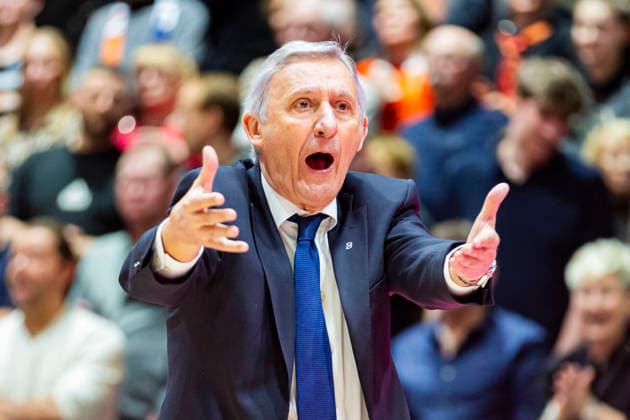 18 01 2026, xomx, Basketball easyCredit BBL Bundesliga, NINERS Chemnitz FC Bayern München v l Svetislav Pesic Bayern München Trainer Portrait, Portraet, Chemnitz