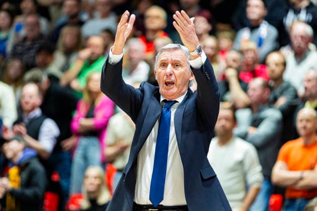 18 01 2026, xomx, Basketball easyCredit BBL Bundesliga, NINERS Chemnitz FC Bayern München v l Svetislav Pesic Bayern München Trainer Portrait, Portraet, Chemnitz