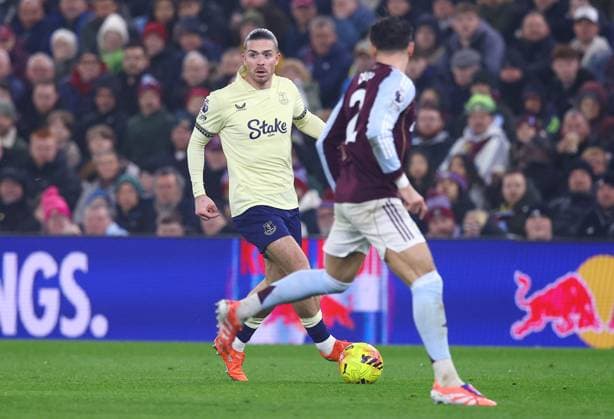 Jack Grealish of Everton and Matty Cash of Aston Villa Aston Villa v Everton, Premier League, Football, Villa Park, Birmingham, UK - 18 Jan 2026Birmingham Villa Park United Kingdom EDITORIAL USE ONLY No use with unauthorised audio, video, data, fixture lists, club league logos or live services. Online in-match use limited to 120 images, no video emulation. No use in betting, games or single club league player publications. Copyright: xMattxWest Shutterstockx 16348235ae