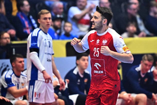KRISTIANSTAD, SWEDEN 20260118 Poland s Piotr Jarosiewicz celebrates a goal during the 2026 EHF European Men s Handball Championship the EHF Euro 2026 match between Poland and Iceland at Kristianstad Arena, in Kristianstad, Sweden, on January 18, 2026 KRISTIANSTAD SWEDEN x50090x  Copyright: xJohanxNilsson TTx EHF EURO 2026 POLAND-ICELAND