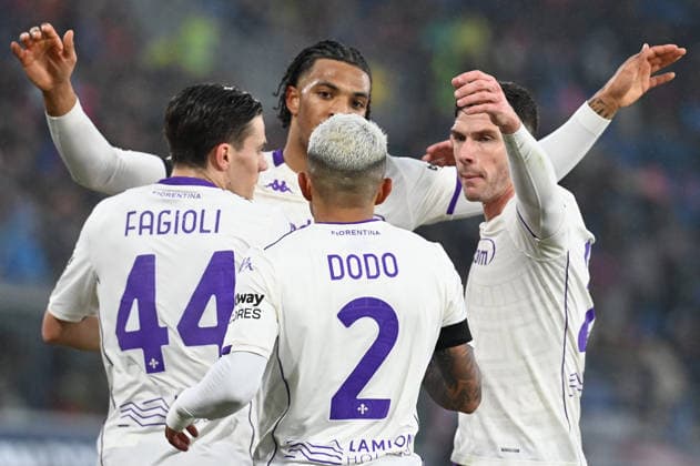 CALCIO - Serie A - Bologna FC vs ACF Fiorentina Acf Fiorentina players celebrating during Bologna FC vs ACF Fiorentina, Italian soccer Serie A match in Bologna, Italy, January 18 2026 Bologna Italy  Copyright: xIPAxSport ABACAx