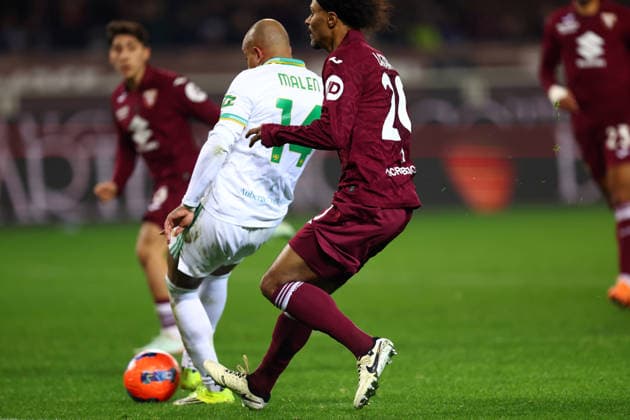Donyell Malen (AS Roma) scores his team s first goal, Serie A, Torino FC v AS Roma, Olimpico, January 18, 2026, Turin, Italy.