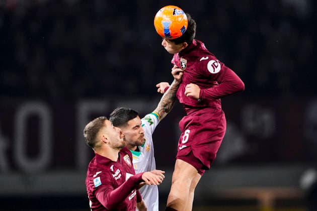 Torino s Emirhan Ilkhan during the Serie A soccer match between Torino Fc and Roma at the Stadio Olimpico Grande Torino in Turin, north west Italy - January 18, 2026. - Soccer  Copyright: xFabioxFerrari LaPressex