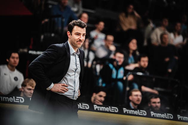 Basketball Men Season 2025 2026 easyCredit Basketball Bundesliga Veolia Towers Hamburg vs Ratiopharm Ulm 18 01 2026 Coach Benka Barloschky Veolia Towers Hamburg face Hamburg Inselpark Arena Hamburg Germany