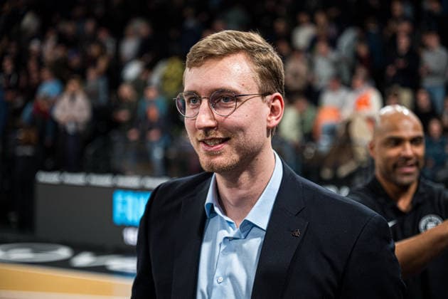 Basketball I Men I Bundesliga I Season 2025 2026 I 16 Matchday I Veolia Towers Hamburg ratiopharm ulm I 18 01 2026 Single photo, cropped, single image, cut out, isolated motif, sports shot, close-up, cropped, cropped shot, shot, single Jacob Hollatz Co Trainer, Veolia Towers Hamburg after the game Copyright: xLobeca Björn-OlexKehmx