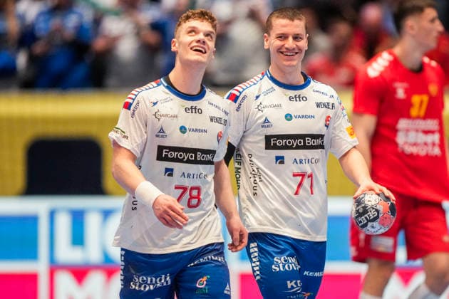 European Handball Championship, Montenegro Faroe Islands Baerum 20260118 The Faroe Islands Oli Mittun left and Elias a Skipagotu right during the EC handball match between the Faroe Islands and Montenegro in the Unity arena Photo Cornelius Poppe NTB Baerum Norway EDITORIAL USE ONLY RESTRICTED USE FOR BETTING COMPANIES  Copyright: xCorneliusxPoppex xNTBx
