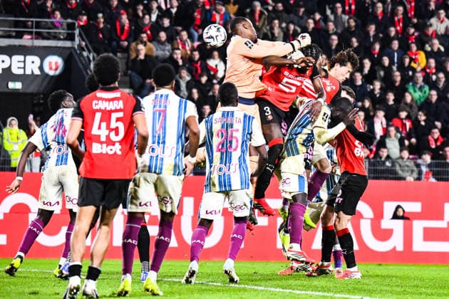FOOTBALL : Stade Rennais vs Havre AC - Ligue 1 - JournÃ e 18 - 18 01 2026 Lional Mpasi-Nzau (AC Le Havre) Lilian Brassier (Stade Rennais) RennesFrance  Copyright: xBaptistexAutissierx