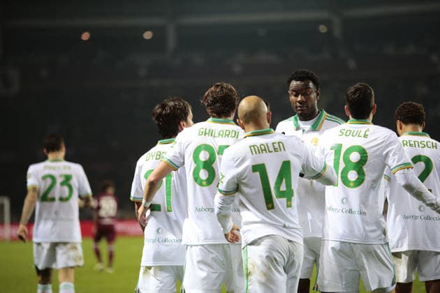 CALCIO - Serie A - Torino FC vs AS Roma Paolo Dybala of AS Roma celebrating with team mates after a goal during the Italian Serie A, 2025 26 season, football match between Torino FC and AS Roma on 18 January 2026, at Stadio Olimpico Grande Torino, Italy. Photo Nderim KACELI Turin Italy  Copyright: xIPAxSport ABACAx