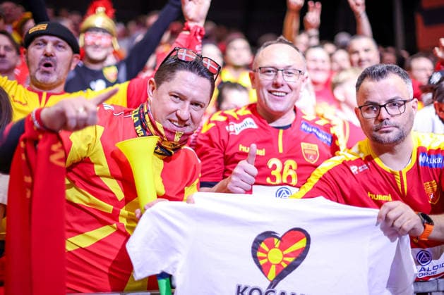 18 01 2026, Handball, Men s EHF EURO 2026, Portugal North Macedonia, Jyske Bank Boxing in Herning, Denmark, Preliminary Round Feature Good mood European Championship emotions Fans Handball fans Spectators Visitors North Macedonian North Macedonians Denmark