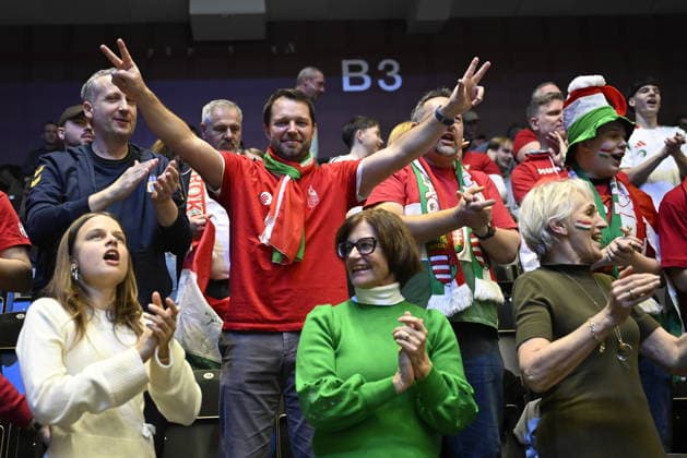 KRISTIANSTAD, SWEDEN 20260118 Hungary s fans during the 2026 EHF European Men s Handball Championship the EHF Euro 2026 match between Italy and Hungary at Kristianstad Arena, in Kristianstad, Sweden, on January 18, 2026 KRISTIANSTAD SWEDEN x50090x  Copyright: xJohanxNilsson TTx EHF EURO 2026 ITALY-HUNGARY