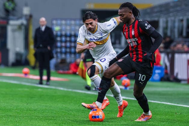 AC Milan vs US Lecce Serie A 2025 26 18 01 2026 Rafael Leao of AC Milan seen in action during Serie A 2025 26 football match between AC Milan and US Lecce at San Siro Stadium in Milan Copyright: xBEAUTIFULxSPORTS Carabellix