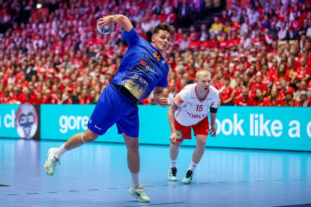 18 01 2026, Handball, Men s EHF EURO 2026, Denmark Romania, Jyske Bank Boxen in Herning, Denmark, Preliminary Round Daniel Stanciuc Romania 44 Denmark