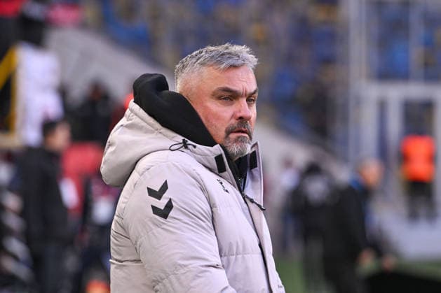 Genclerbirligi v Samsunspor - Turkish Super Lig ANKARA, TURKIYE – JANUARY 18: Thomas Reis, head coach of Samsunspor, is seen on the touchline during the Turkish Super Lig Week 18 match between Genclerbirligi and Samsunspor at Eryaman Stadium in Ankara, Turkiye on January 18, 2026. Ismail Aslandag Anadolu Ankara Turkey. Editorial use only. Please get in touch for any other usage.  Copyright: x2026xAnadoluxIsmailxAslandagx