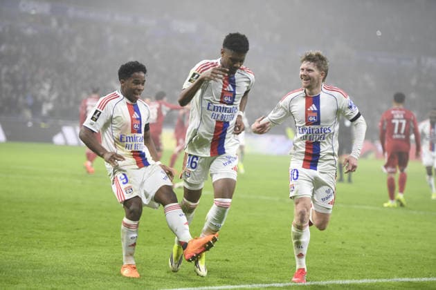 Football : Olympique lyonnais vs Brest - ligue 1 - 18 01 2026 Vinicius ABER of Olylpmique Lyonnais scoring goal during the French ligue 1 match between Olympique Lyonnais and Stade Francis-Le Ble (Brest) at Groupama Stadium Decines Charpieu Lyon on January 18, 2025 , France LYONFrance  Copyright: xx