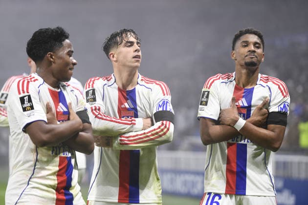 Football : Olympique lyonnais vs Brest - ligue 1 - 18 01 2026 Vinicius ABER of Olylpmique Lyonnais scoring goal during the French ligue 1 match between Olympique Lyonnais and Stade Francis-Le Ble (Brest) at Groupama Stadium Decines Charpieu Lyon on January 18, 2025 , France LYONFrance  Copyright: xx
