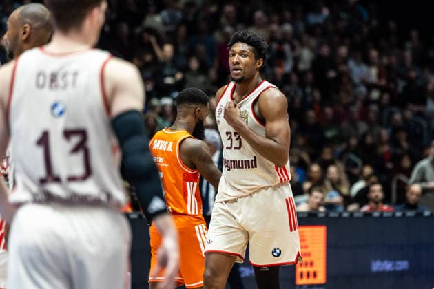 GER, easy Credit Basketball Bundesliga, Niners Chemnitz FC Bayern München Basketball 18 01 2026, Messe, Chemnitz, GER, easy Credit Basketball Bundesliga, Niners Chemnitz FC Bayern München Basketball David McCormack FC Bayern München Basketball 33 Foto Alexander Trienitz Chemnitz Messe Sachsen Germany