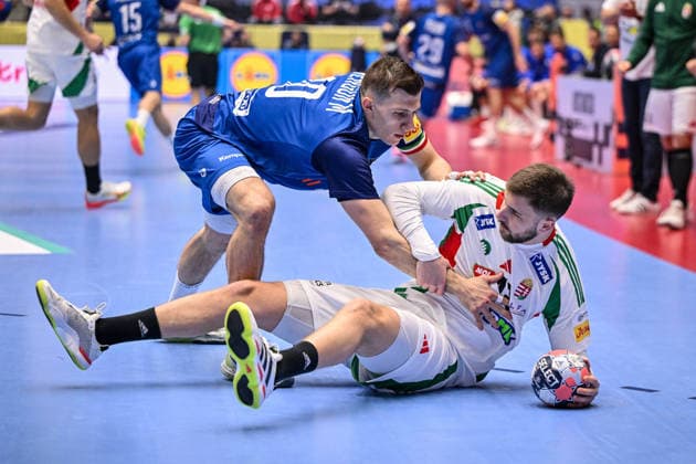 Marco Mengon of Italy during Men s EHF Euro 2026 - Italy vs Hungary, Handball match in Kristianstad, Sweden, January 18 2026  Copyright: xLuigixCanu IPAxSportx xipa-agency.netx xx IPA_70267533 IPA_Agency_IPA70267533
