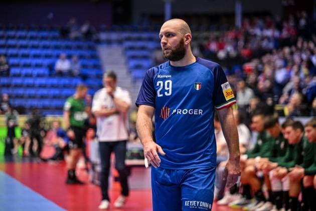 Jeremi Pirani of Italy during Men s EHF Euro 2026 - Italy vs Hungary, Handball match in Kristianstad, Sweden, January 18 2026  Copyright: xLuigixCanu IPAxSportx xipa-agency.netx xx IPA_70267963 IPA_Agency_IPA70267963