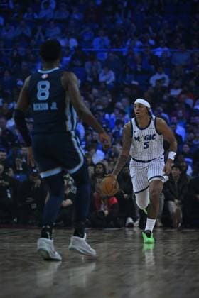 Orlando Magic v Memphis Grizzlies - NBA, Basketball Herren, USA London 2026 LONDON, UNITED KINGDOM - JANUARY 18: Anthony Black (0) of Orlando Magic in action during the NBA London 2026 game between the Orlando Magic and the Memphis Grizzlies at O2 Arena in London, United Kingdom, on January 18, 2026. Rasid Necati Aslim Anadolu London United Kingdom. Editorial use only. Please get in touch for any other usage.  Copyright: x2026xAnadoluxRasidxNecatixAslimx