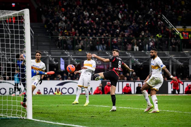 AC Milan v US Lecce - Serie A Niclas Fullkrug of AC Milan scores a goal from a header during the Serie A football match between AC Milan and US Lecce. Milan Italy Copyright: xNicolòxCampox